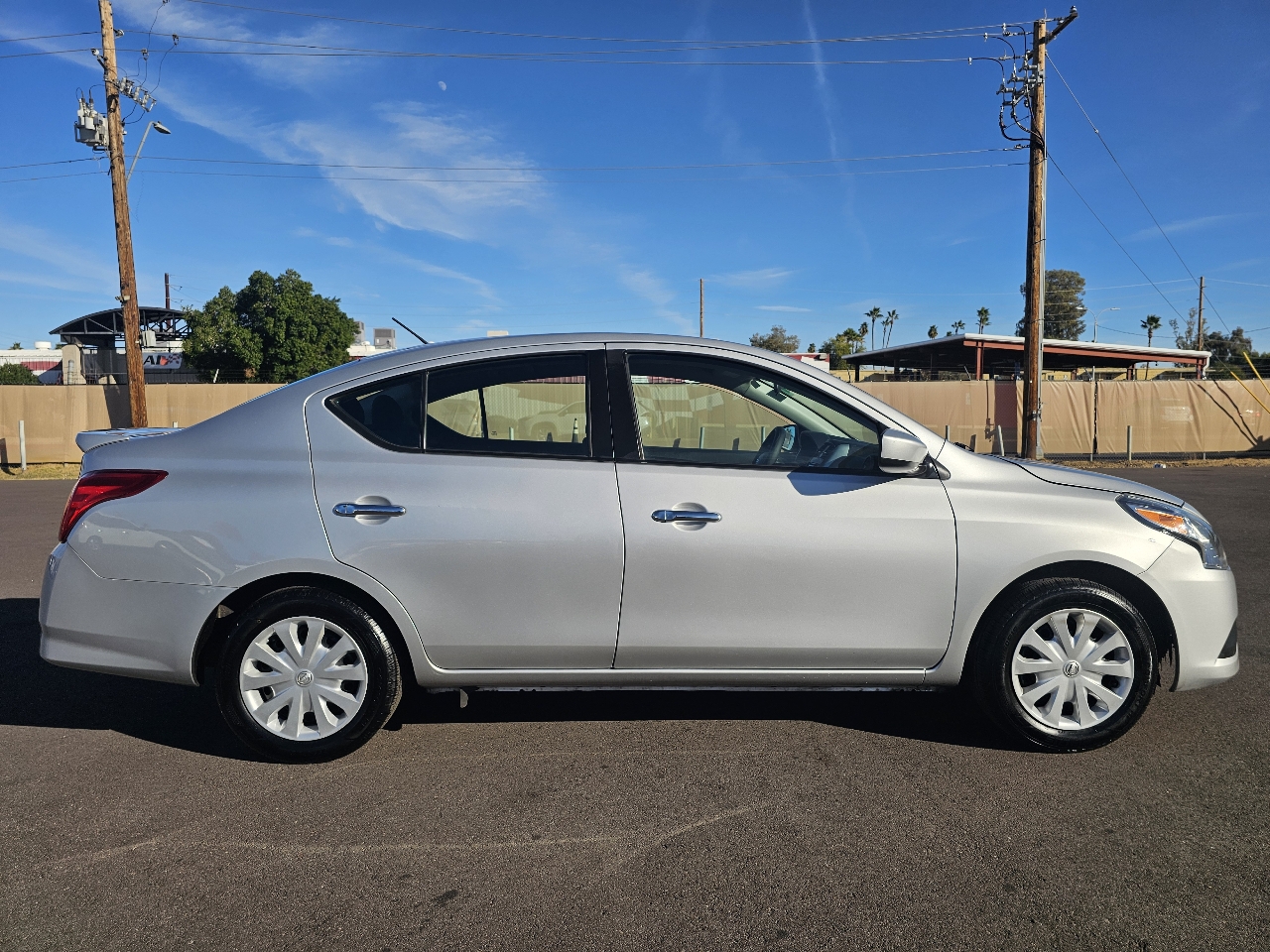 Nissan Versa SV 2018