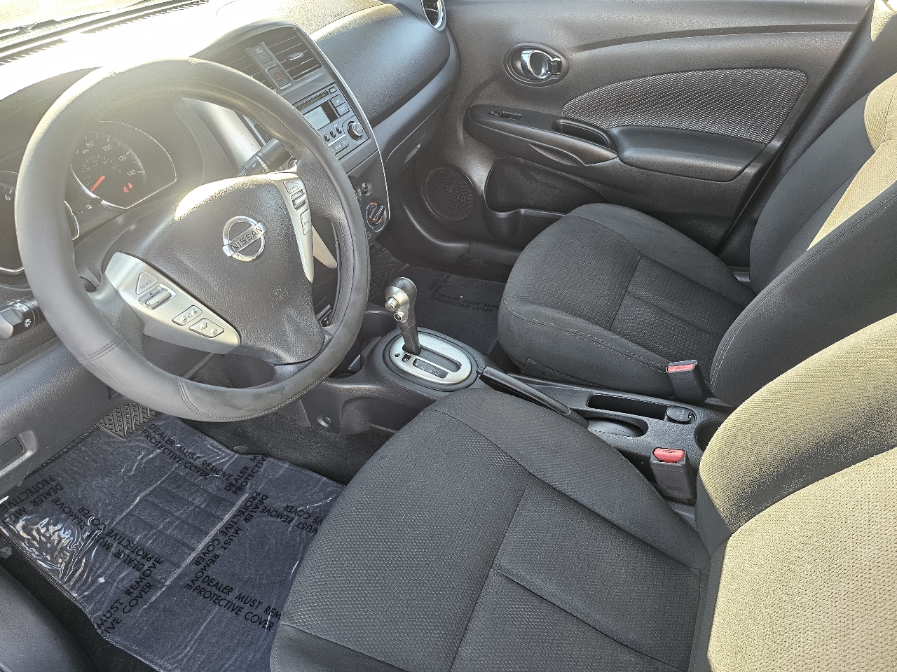 Nissan Versa SV 2018