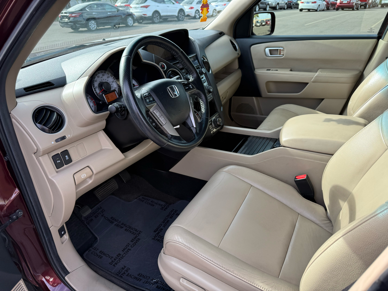 Honda Pilot Touring 2WD 5-Spd AT with DVD 2012