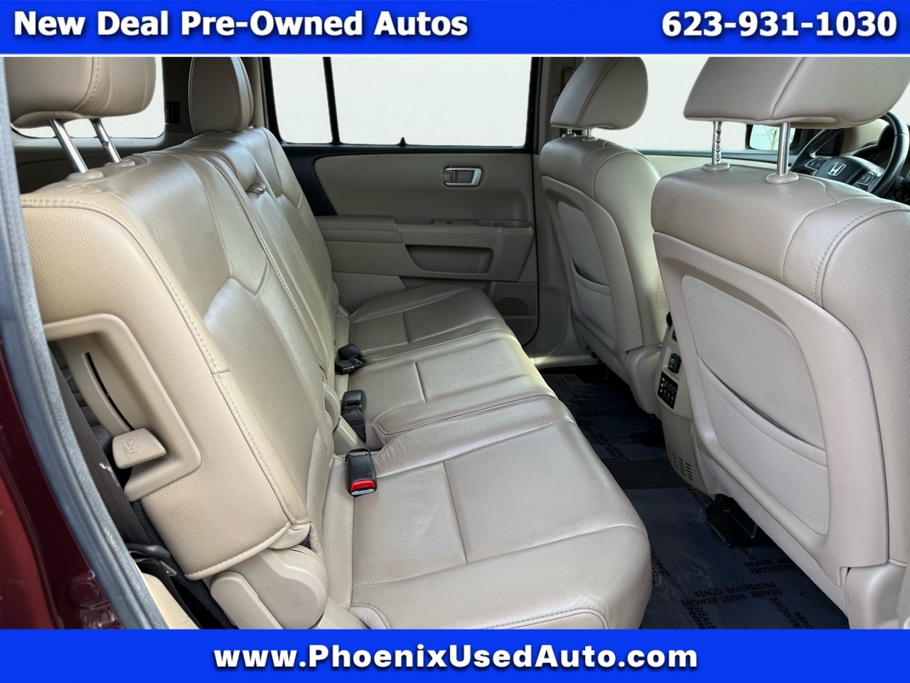 Honda Pilot Touring 2WD 5-Spd AT with DVD 2012
