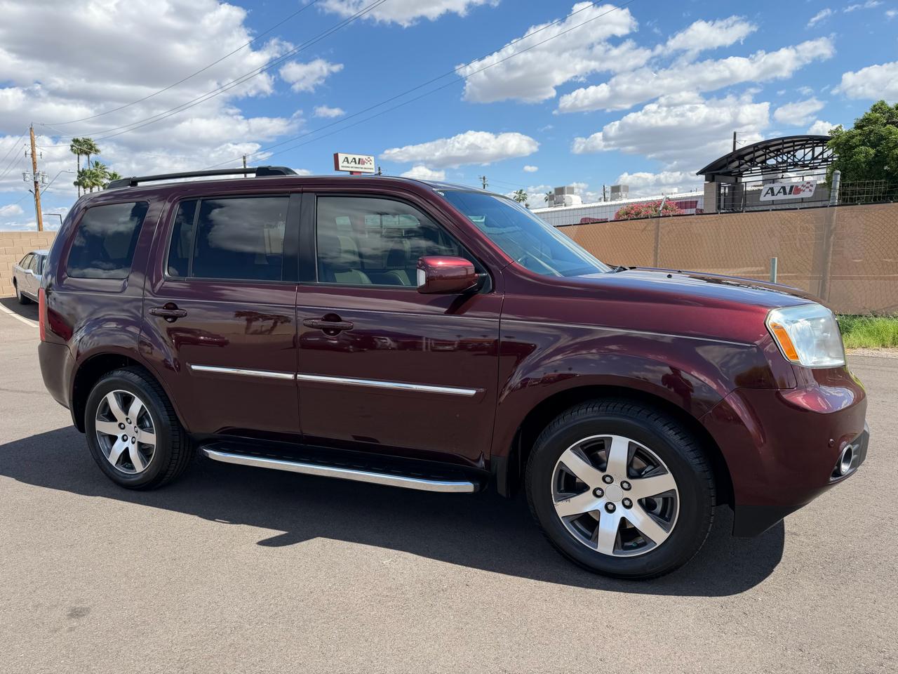 2012 Honda Pilot Touring 2WD 5-Spd AT with DVD