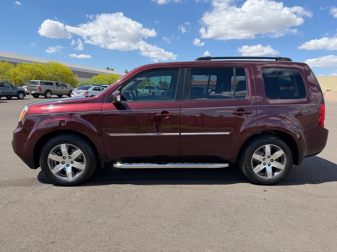 Honda Pilot Touring 2WD 5-Spd AT with DVD 2012