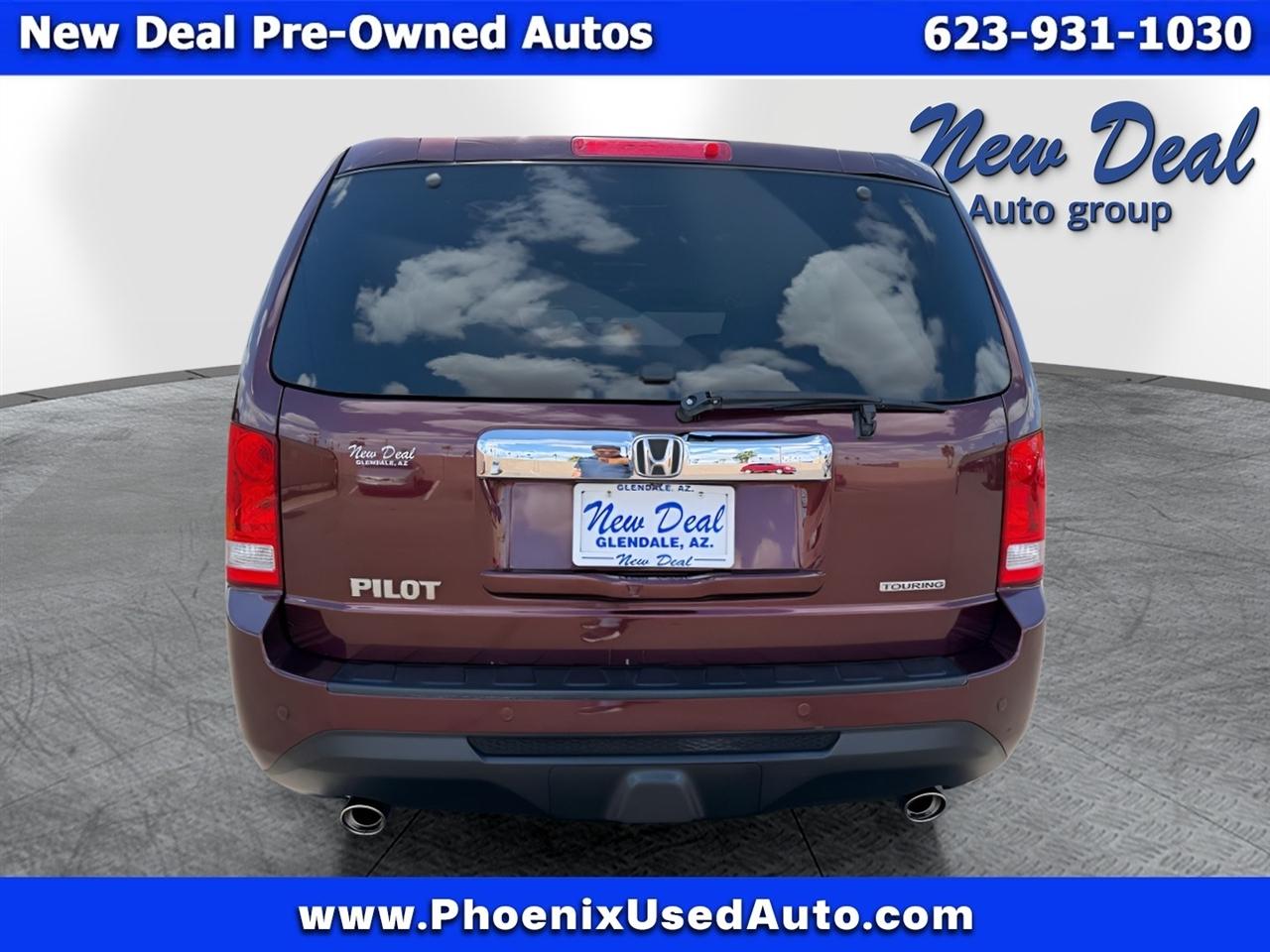 Honda Pilot Touring 2WD 5-Spd AT with DVD 2012