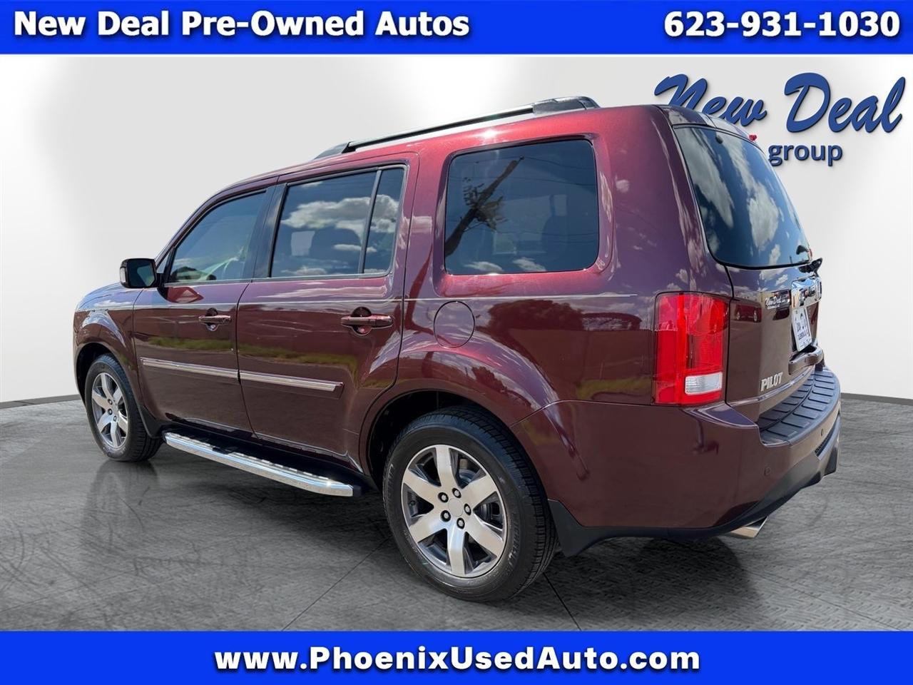 Honda Pilot Touring 2WD 5-Spd AT with DVD 2012