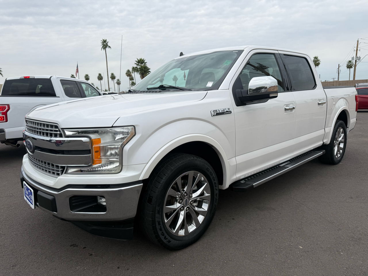 Ford F-150 2WD SuperCrew 145" Lariat 2019