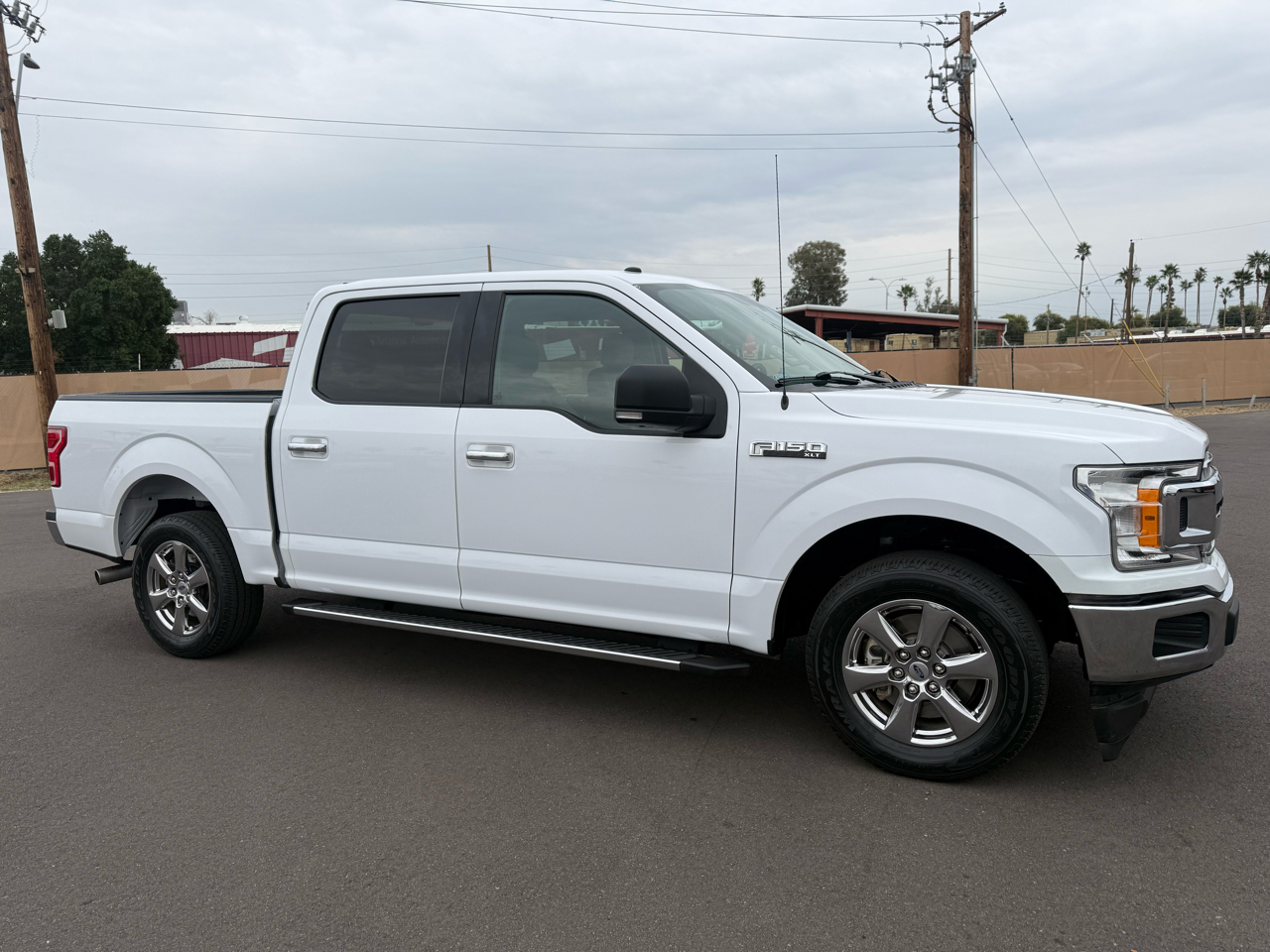 Ford F-150 2WD SuperCrew 139" XLT 2018