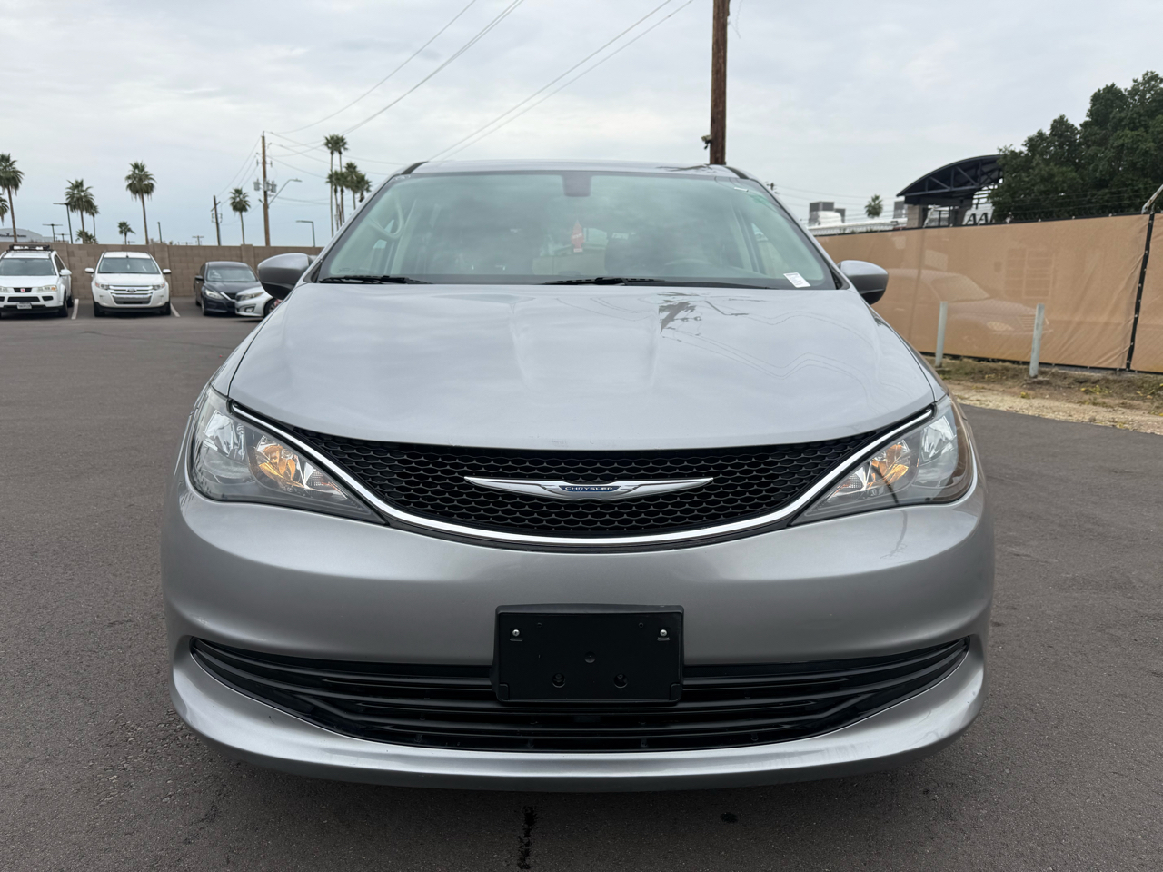 Chrysler Pacifica Touring 2017