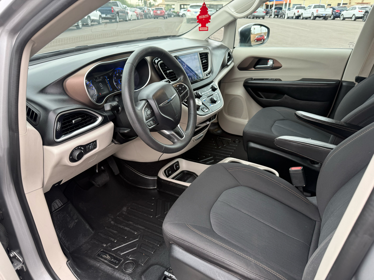 Chrysler Pacifica Touring 2017