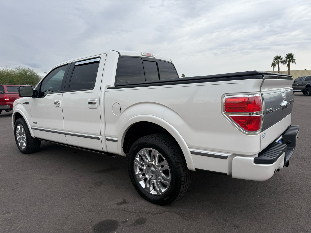 Ford F-150 2WD SuperCrew 145" Lariat 2014