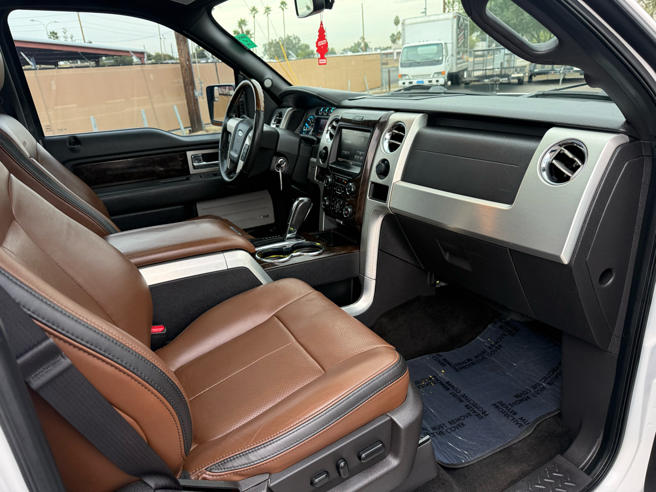 Ford F-150 2WD SuperCrew 145" Lariat 2014