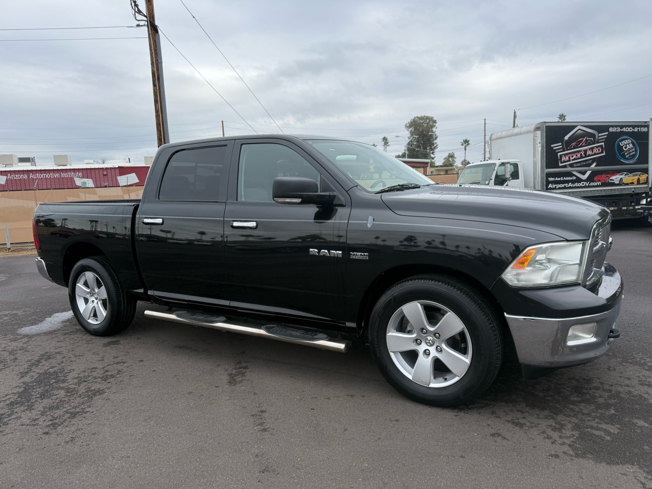 RAM 1500 2WD Crew Cab 140.5" SLT 2010