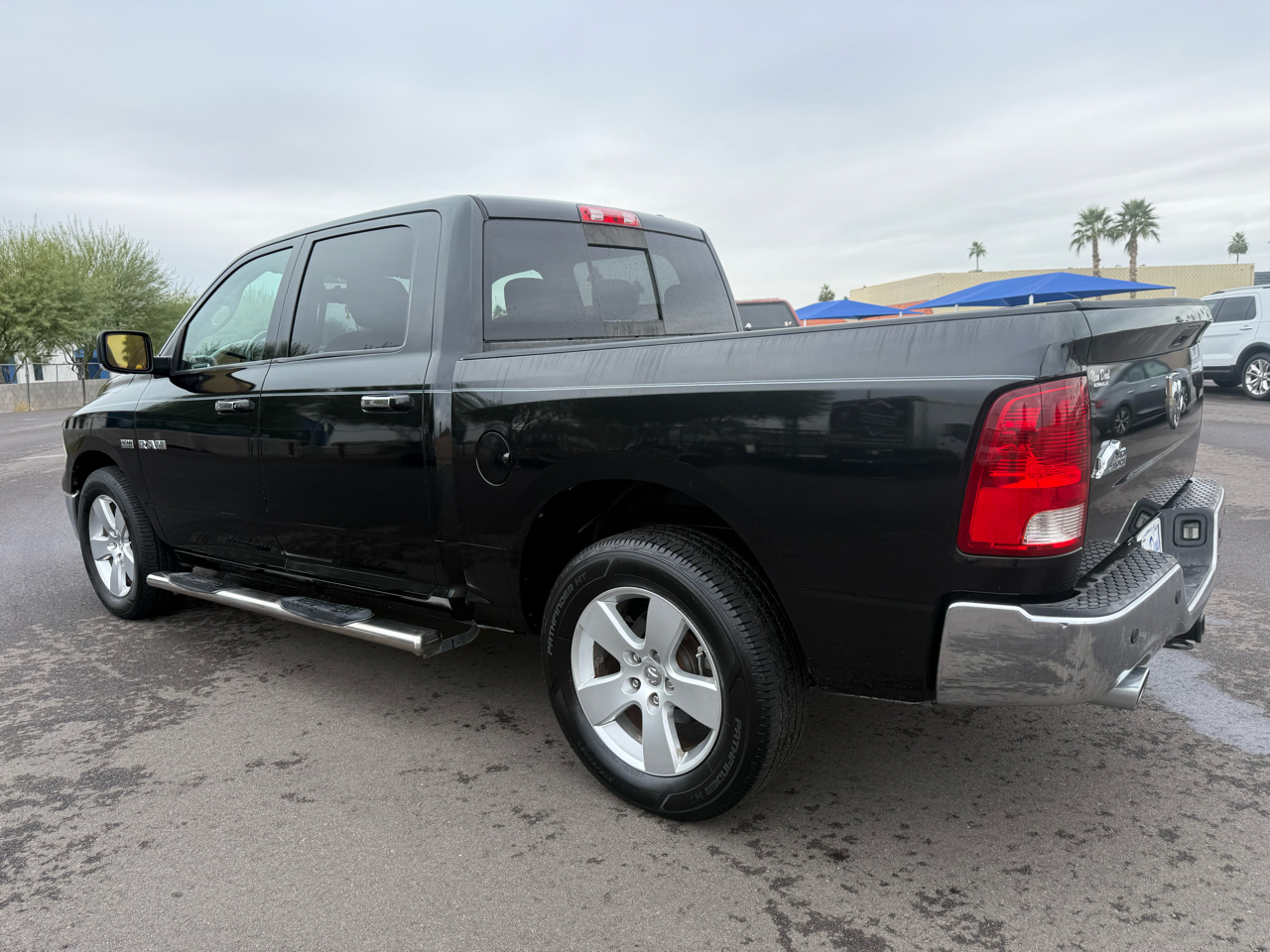 RAM 1500 2WD Crew Cab 140.5" SLT 2010