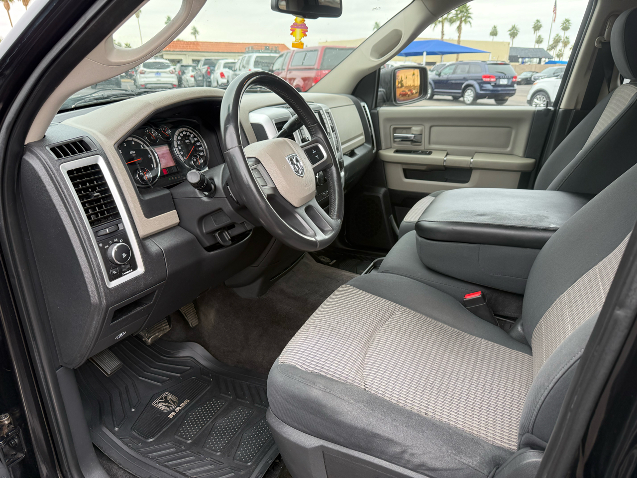RAM 1500 2WD Crew Cab 140.5" SLT 2010