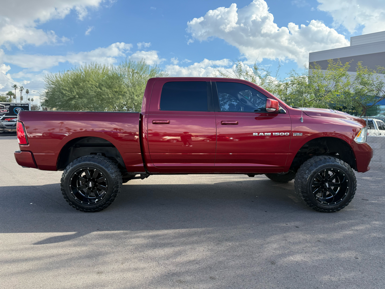 RAM 1500 2WD Crew Cab 140.5" Sport 2012