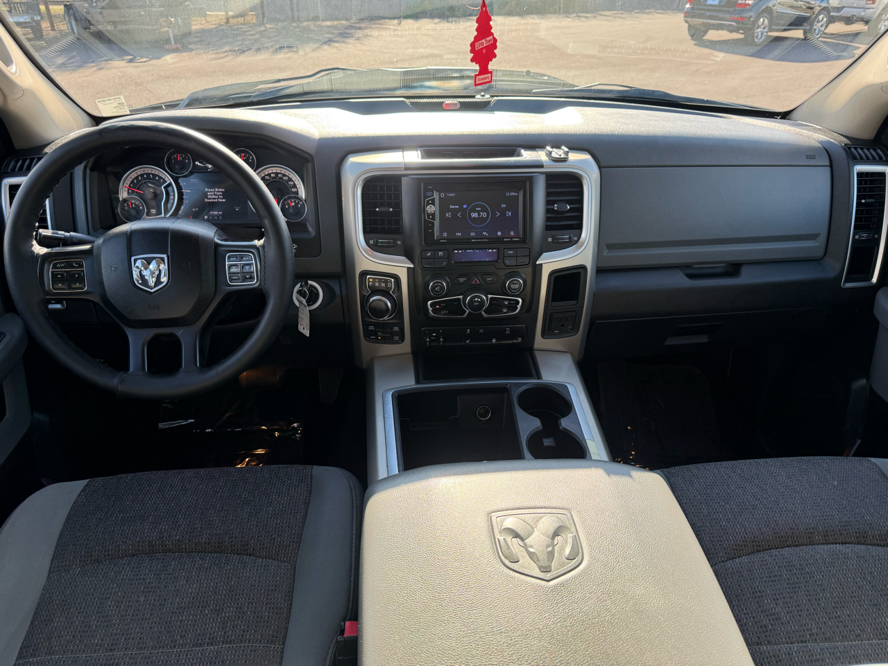 RAM 1500 2WD Crew Cab 149" Longhorn 2014