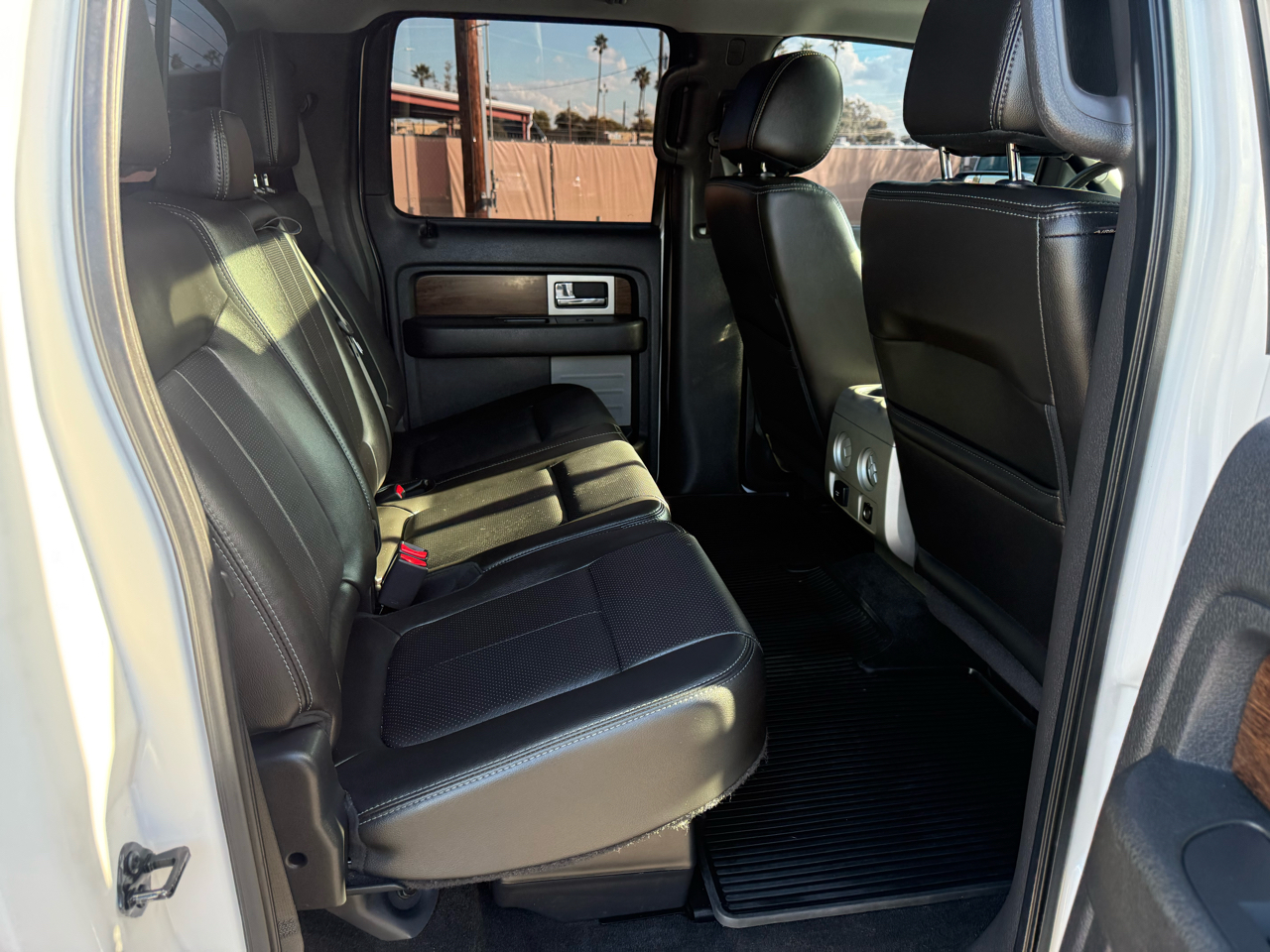 Ford F-150 2WD Reg Cab 141" XL 2014