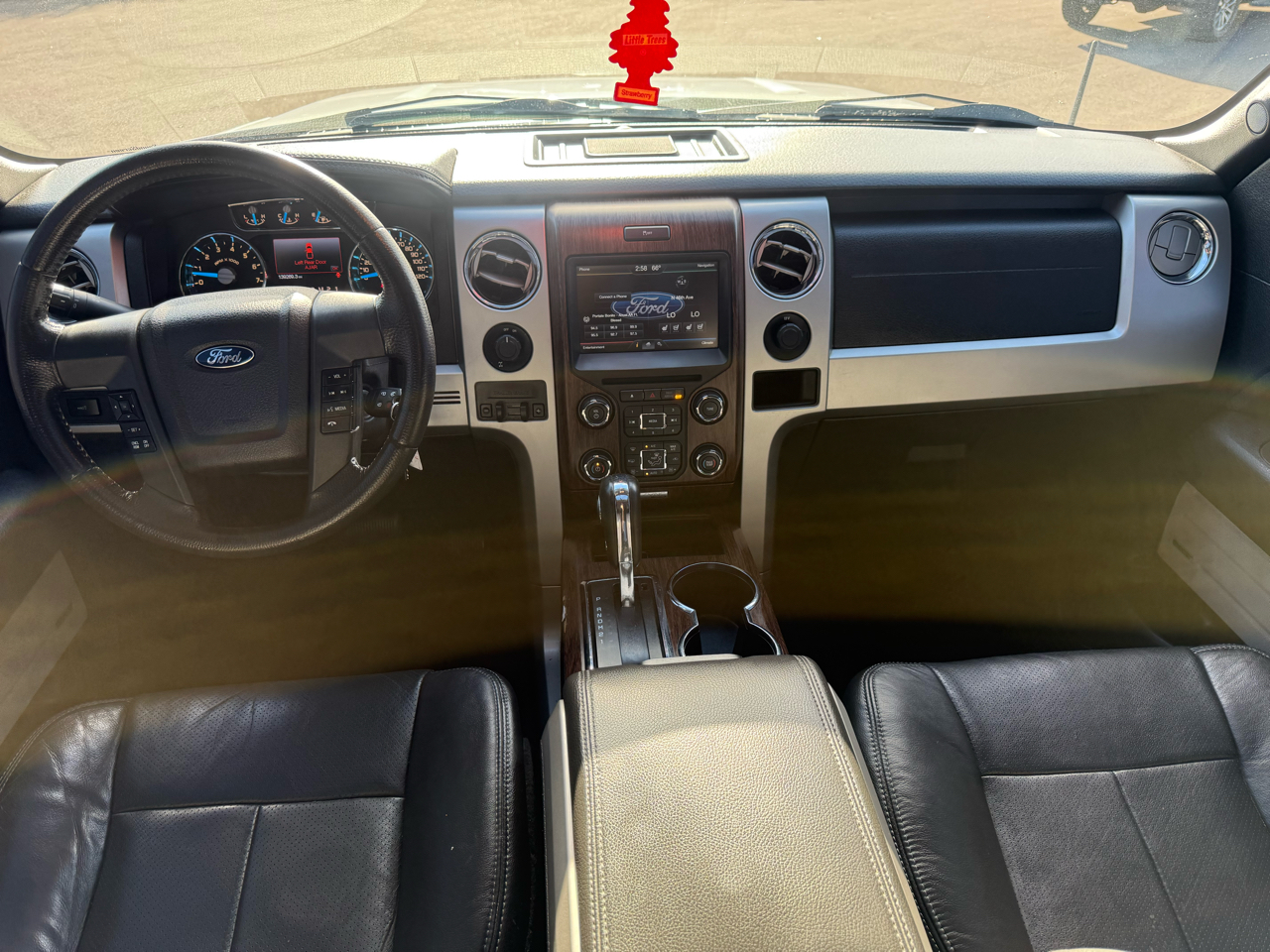 Ford F-150 2WD Reg Cab 141" XL 2014