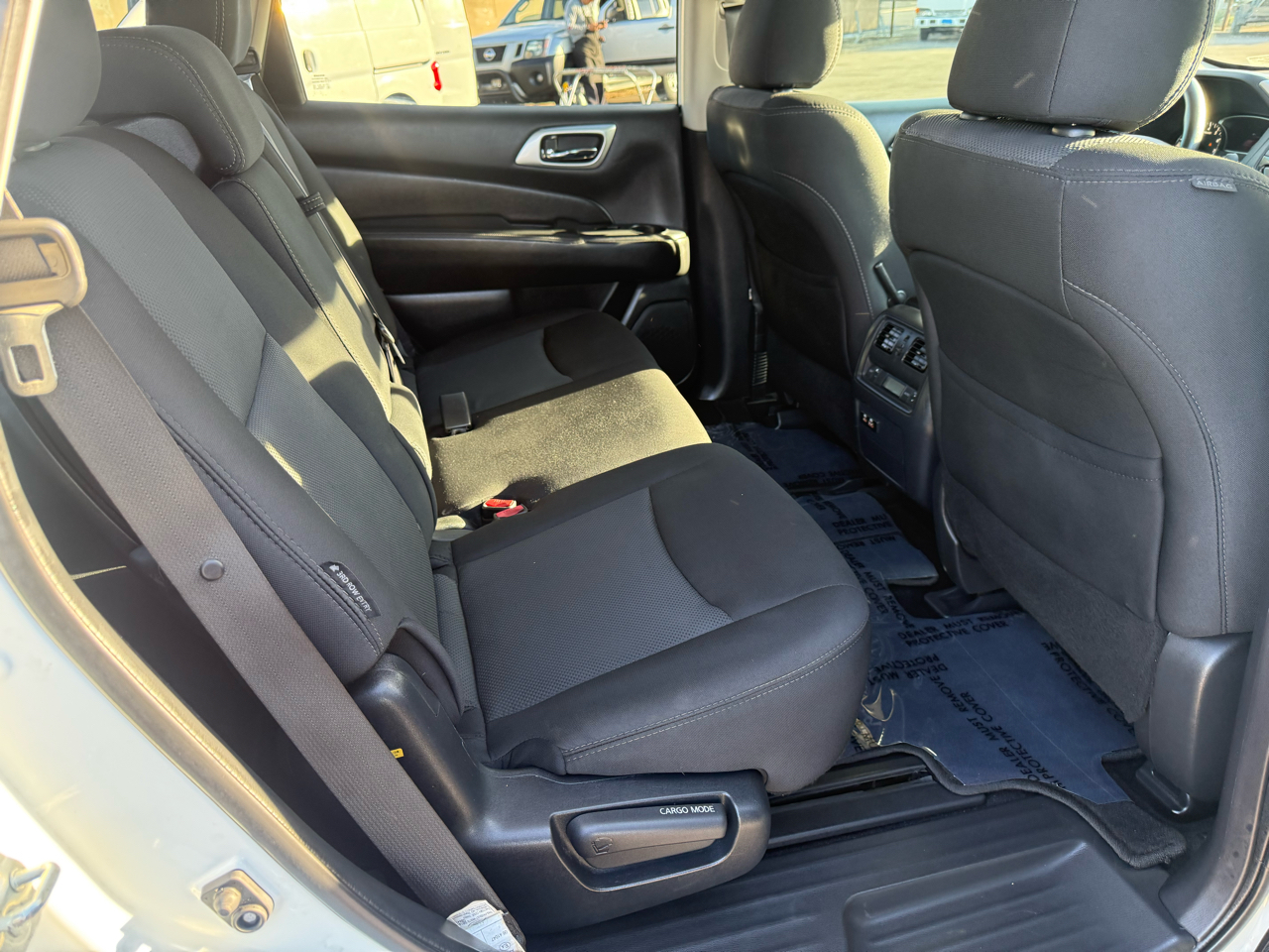 Nissan Pathfinder S 2020