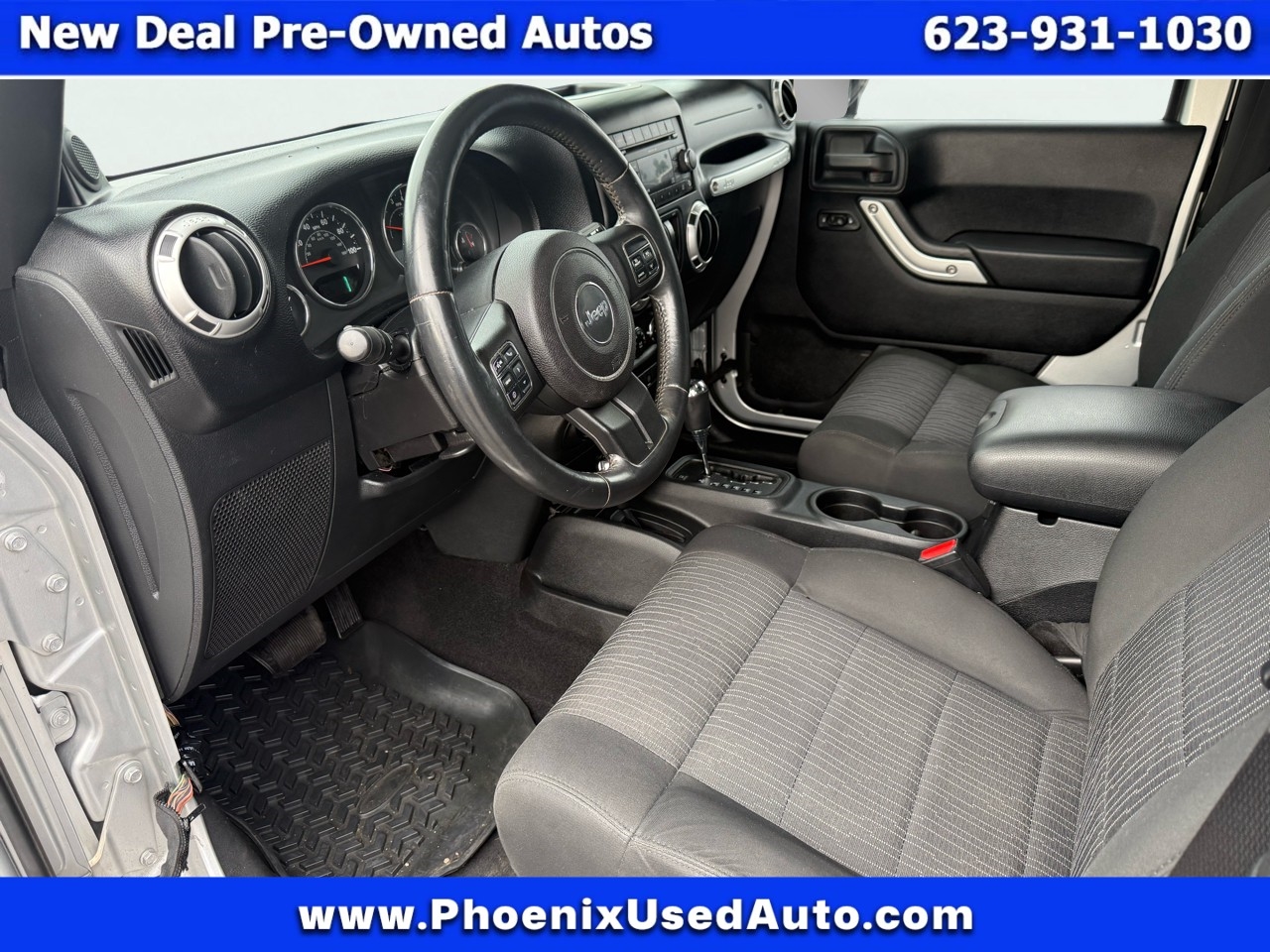 Jeep Wrangler Sahara 4WD 2011