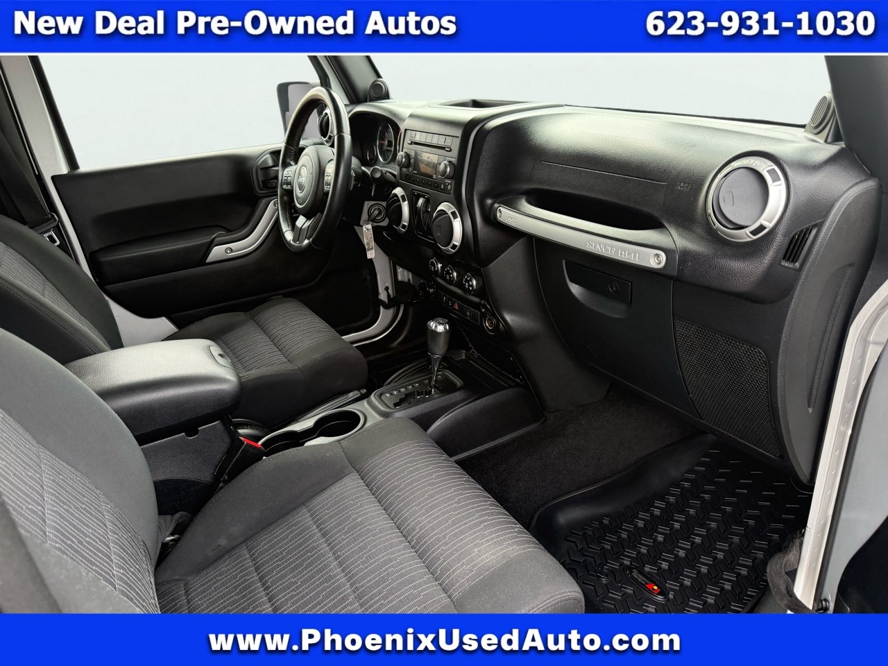 Jeep Wrangler Sahara 4WD 2011