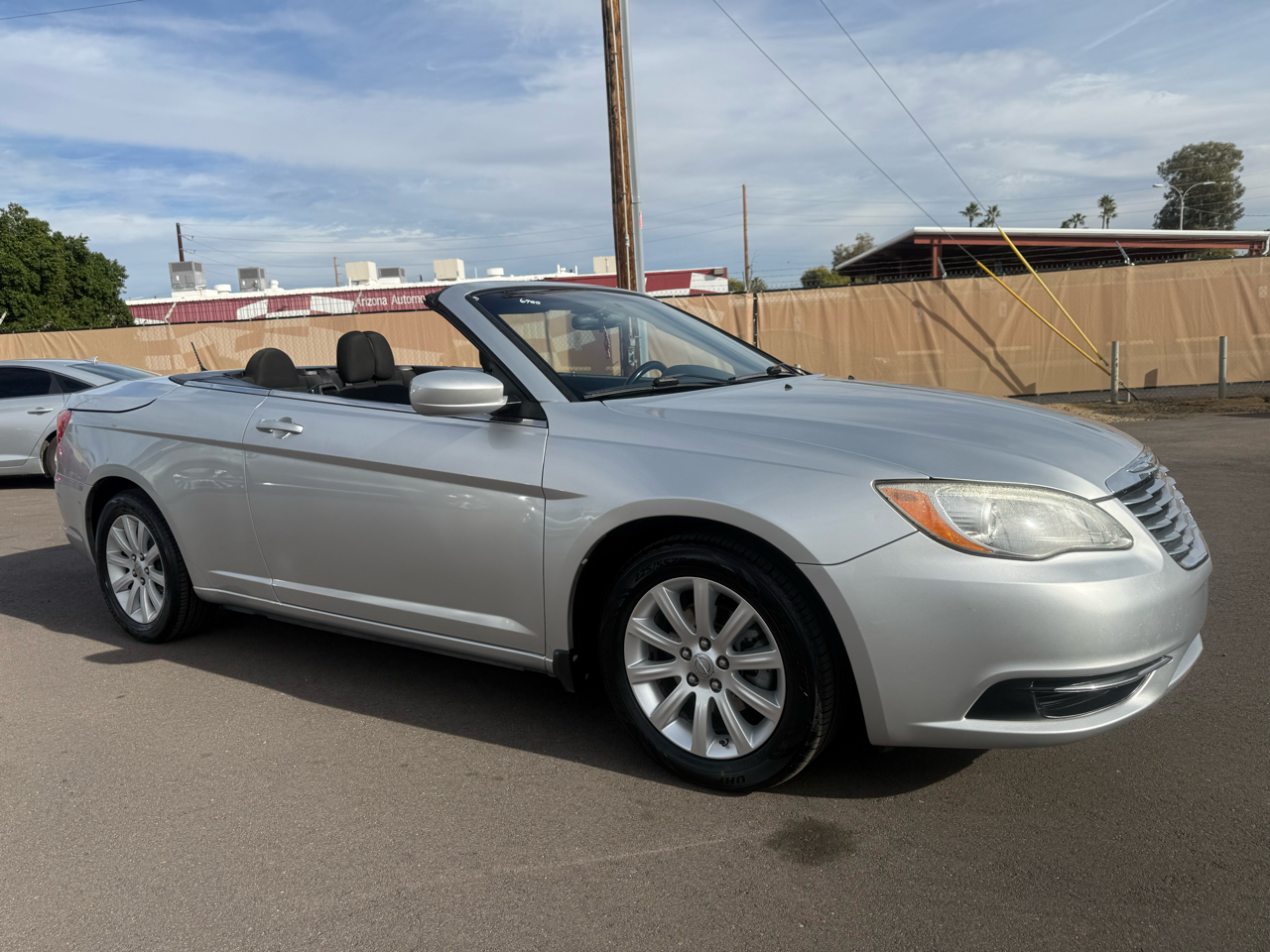 2012 Chrysler 200 Touring's photo