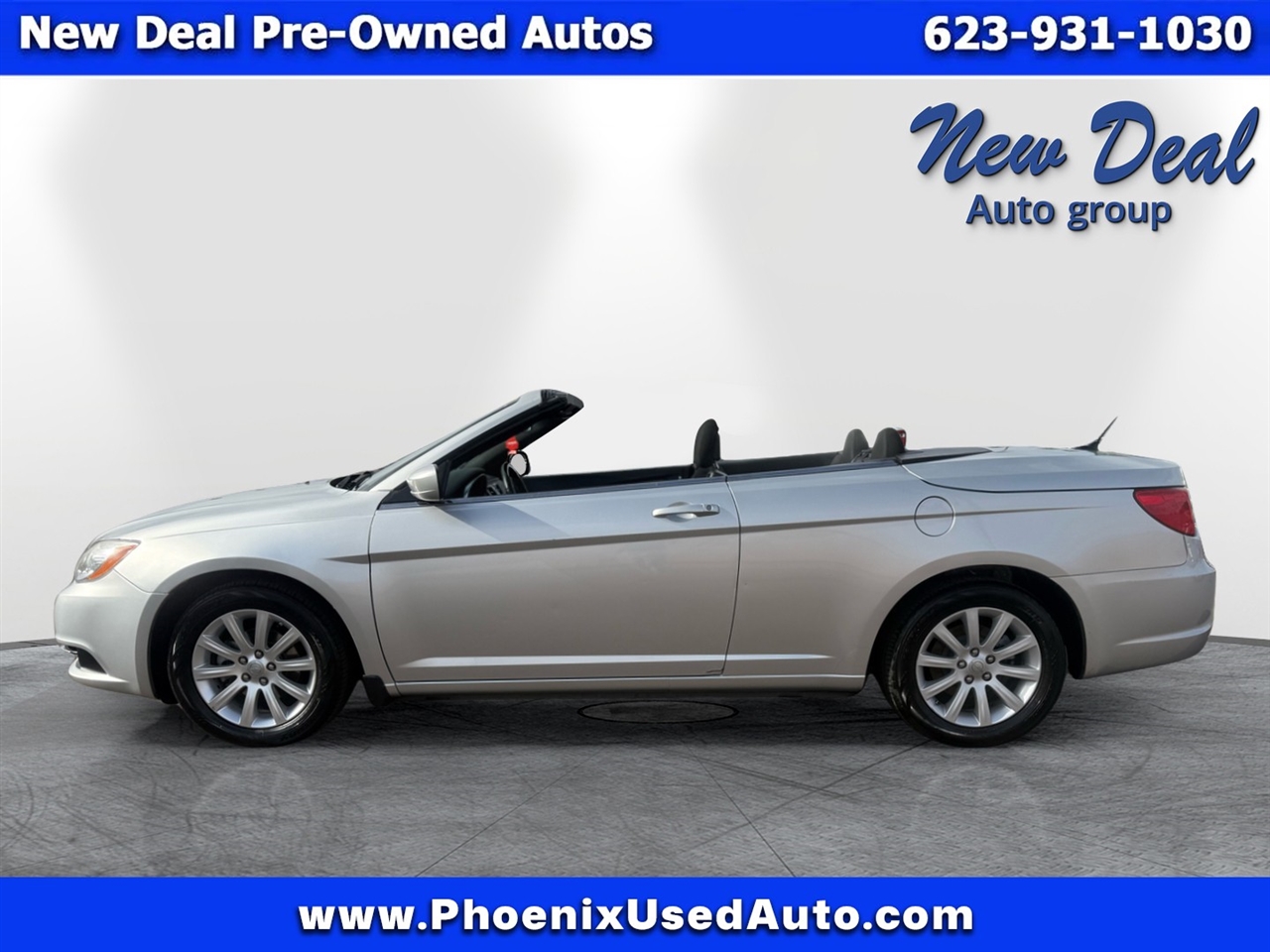 Chrysler 200 Touring Convertible 2012