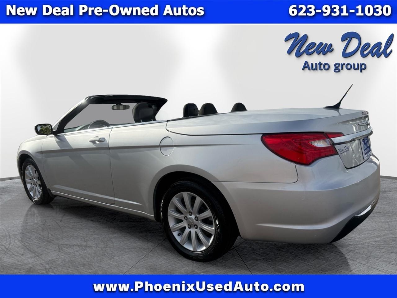Chrysler 200 Touring Convertible 2012