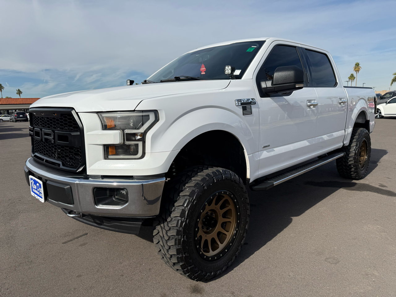 Ford F-150 4WD SuperCrew 139" XL 2017