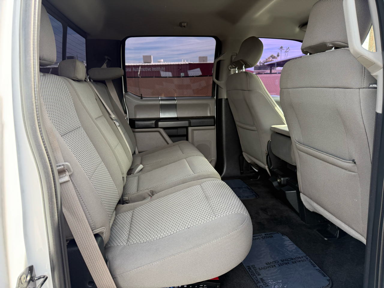 Ford F-150 4WD SuperCrew 139" XL 2017