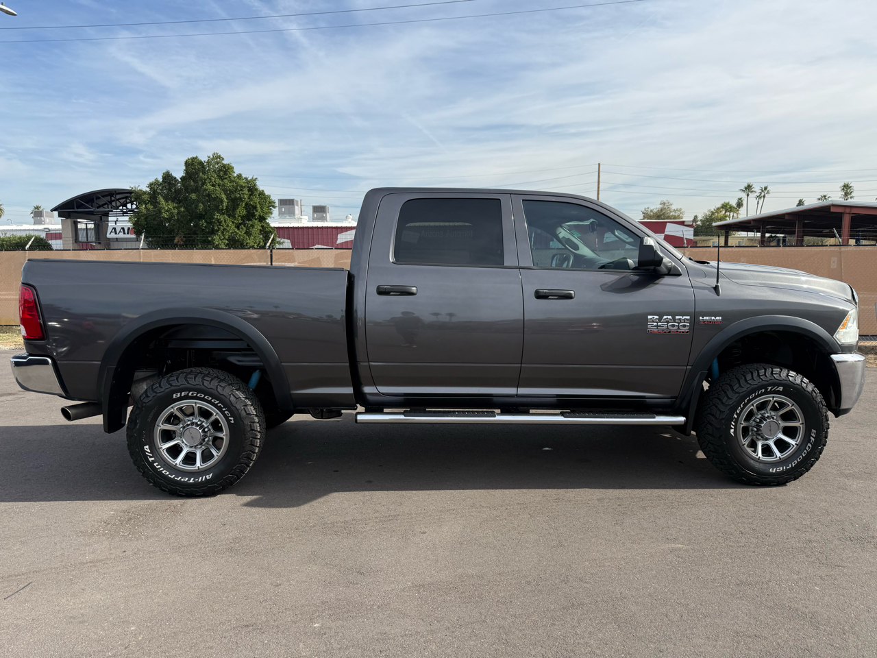 RAM 2500 Powerwagon Crew Cab SWB 4WD 2015