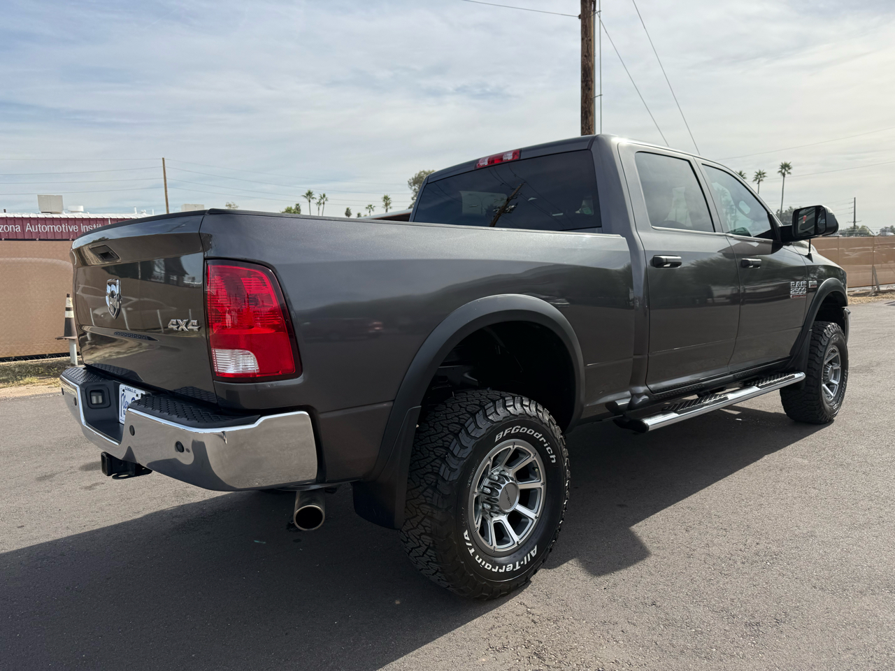 RAM 2500 Powerwagon Crew Cab SWB 4WD 2015