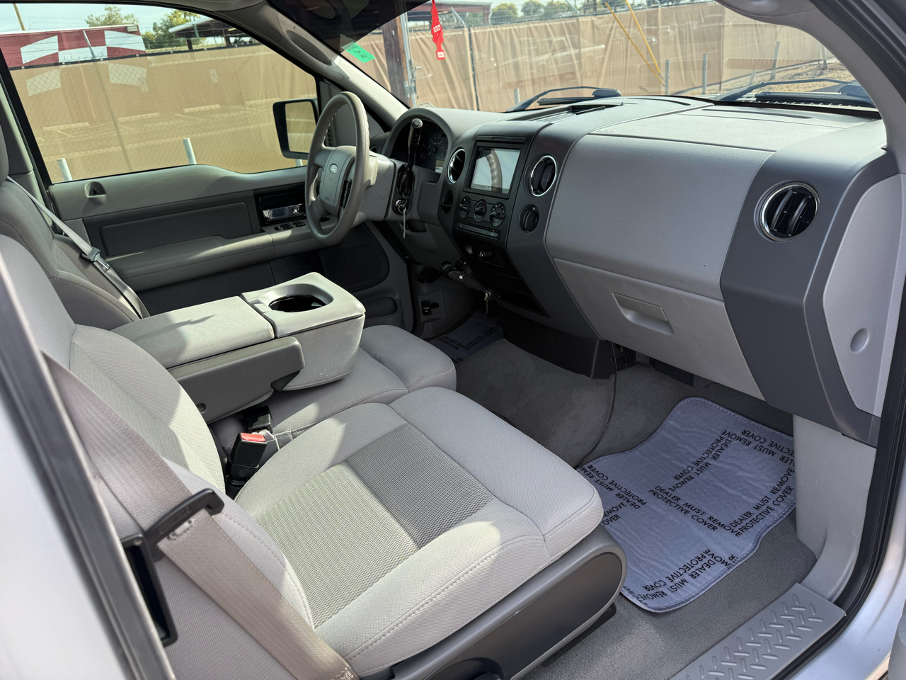 Ford F-150 2WD SuperCab 145" XLT 2006