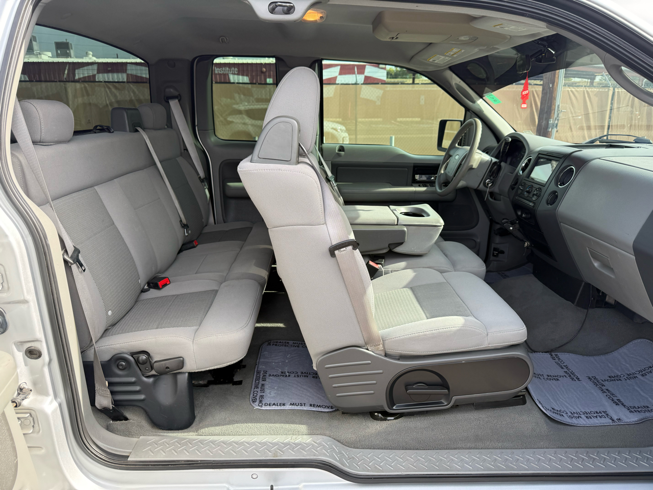 Ford F-150 2WD SuperCab 145" XLT 2006