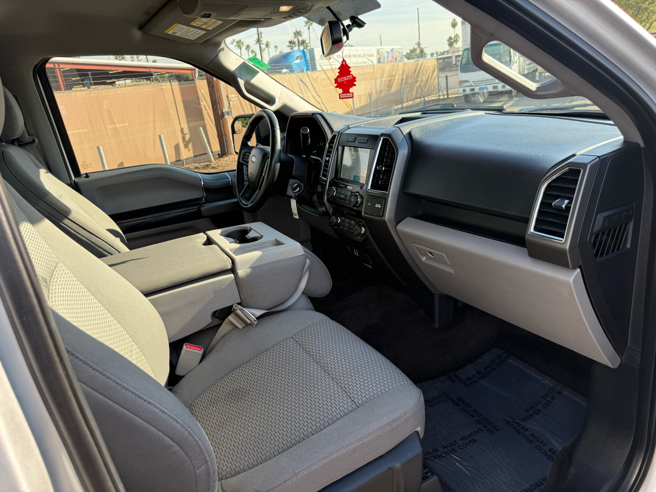 Ford F-150 2WD SuperCrew 139" XL 2016