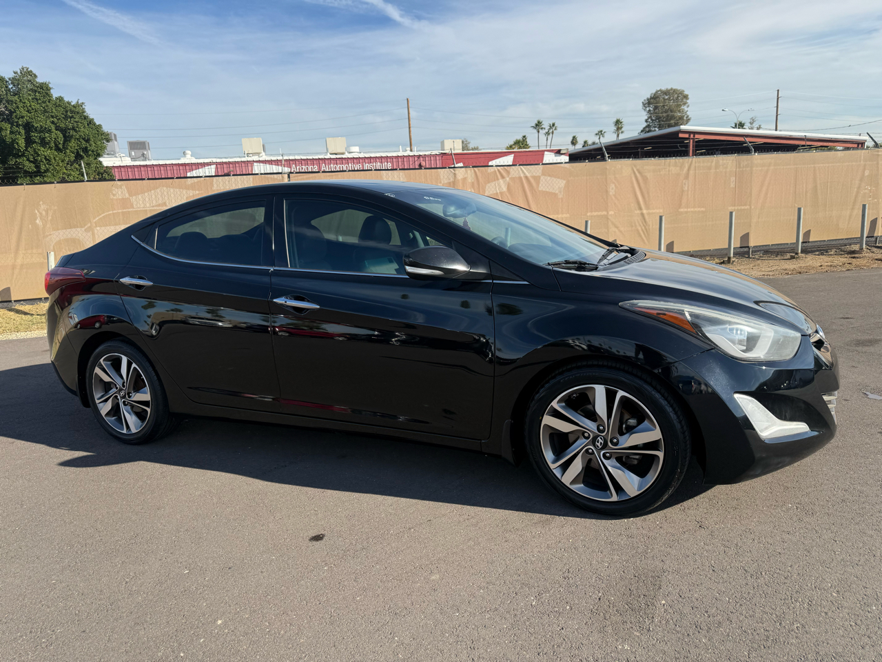 Hyundai Elantra SE 6AT 2016