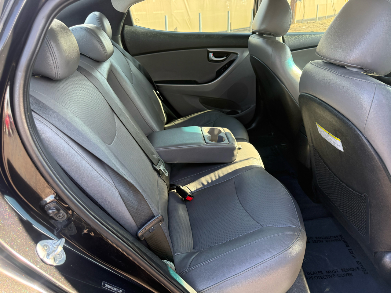 Hyundai Elantra SE 6AT 2016