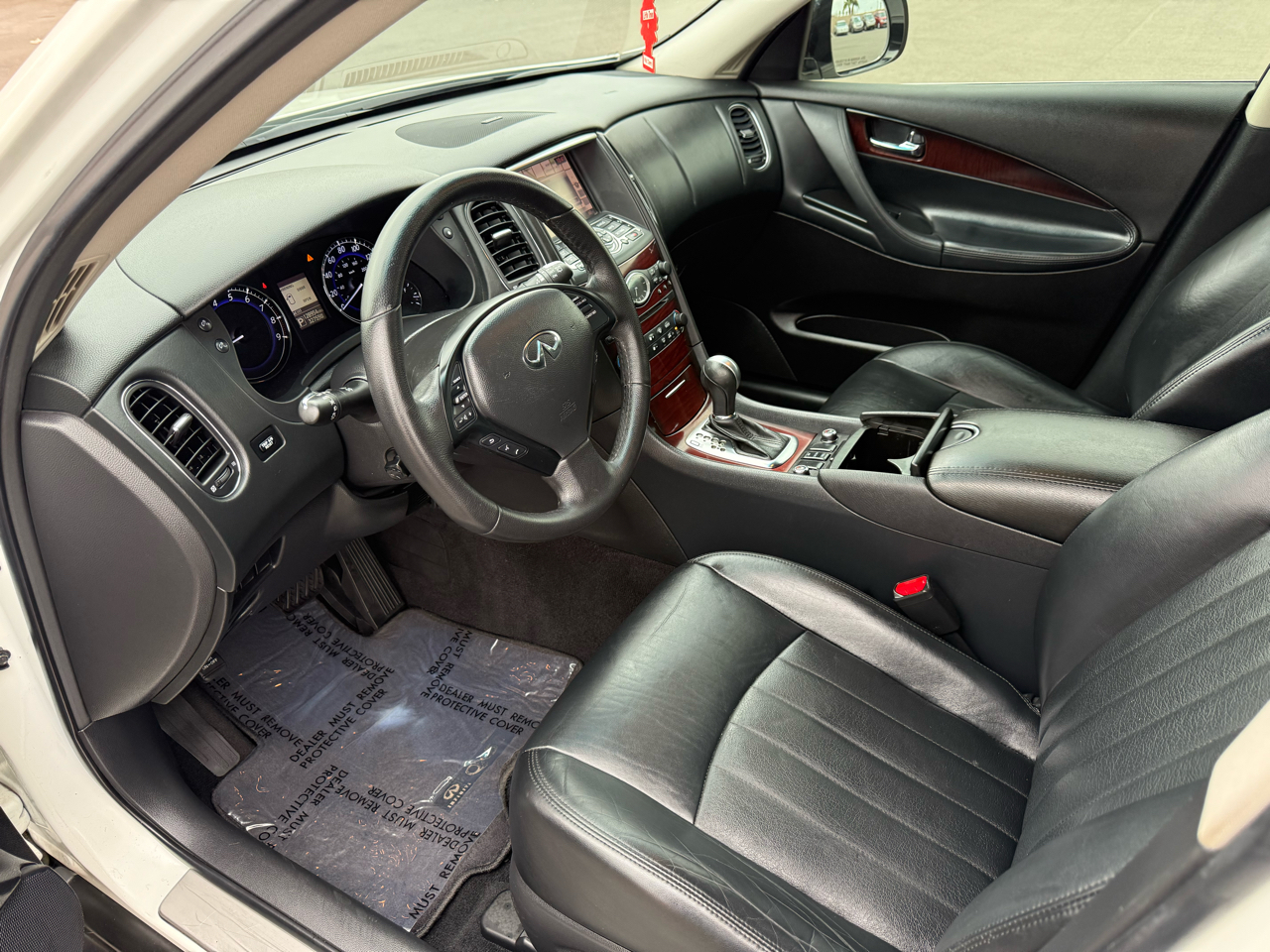 Infiniti QX50 Base RWD 2017