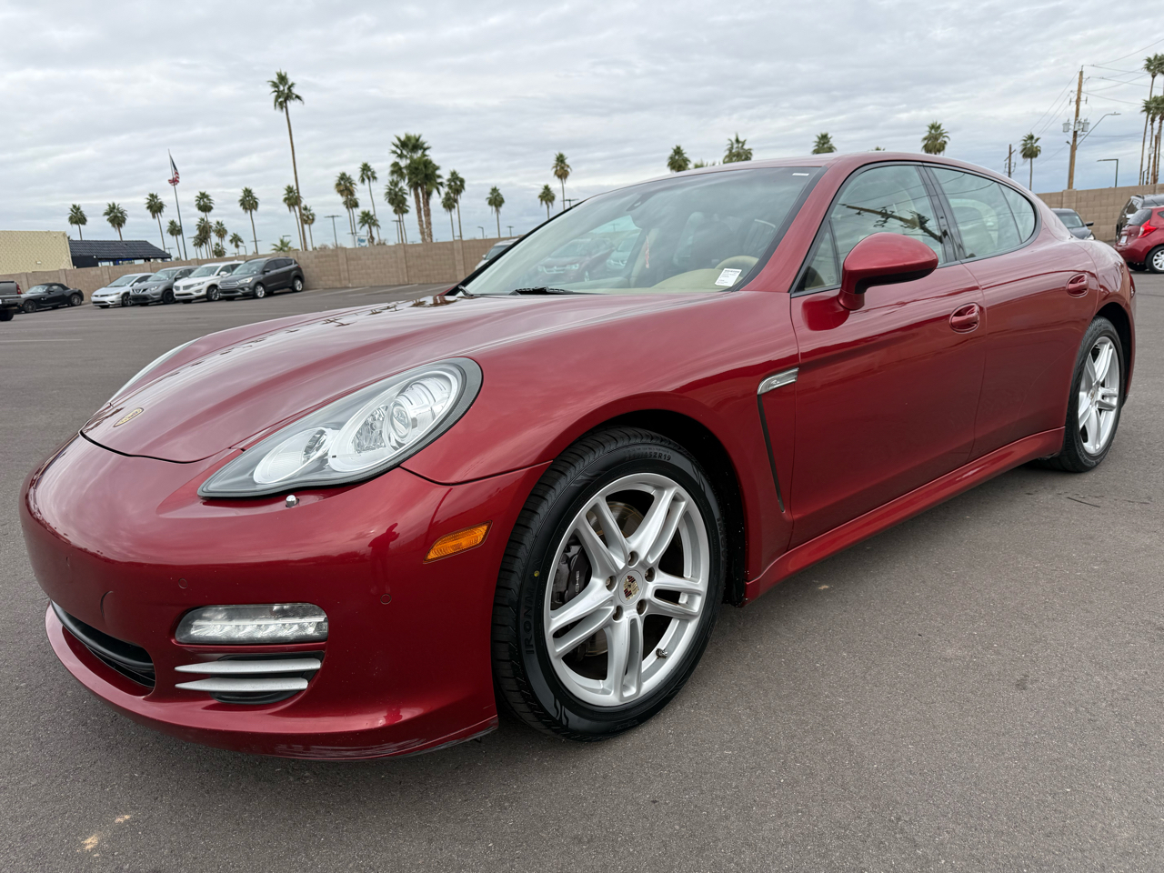 Porsche Panamera 4 2011