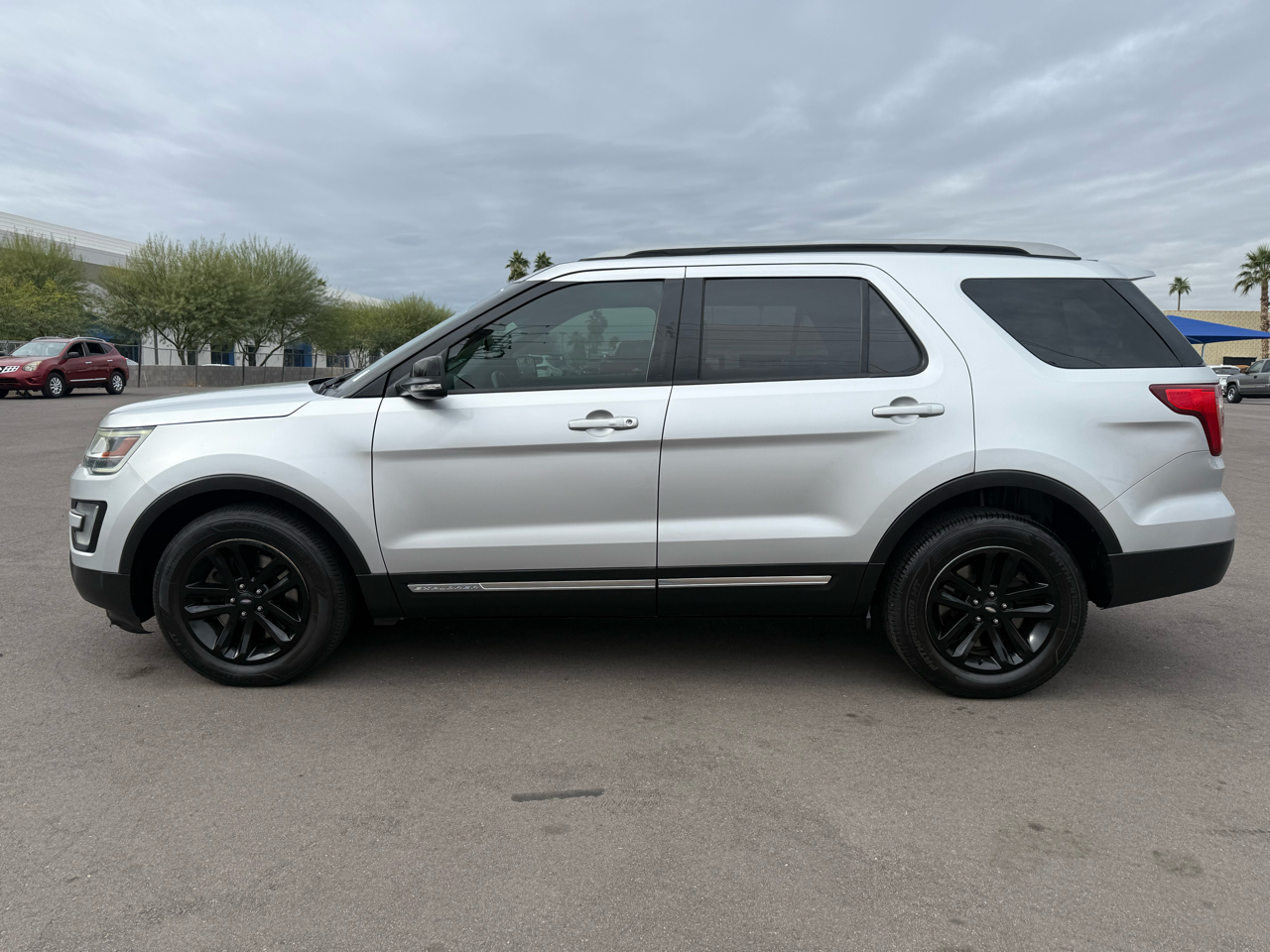 Ford Explorer 2WD 4dr V6 XLT 2017