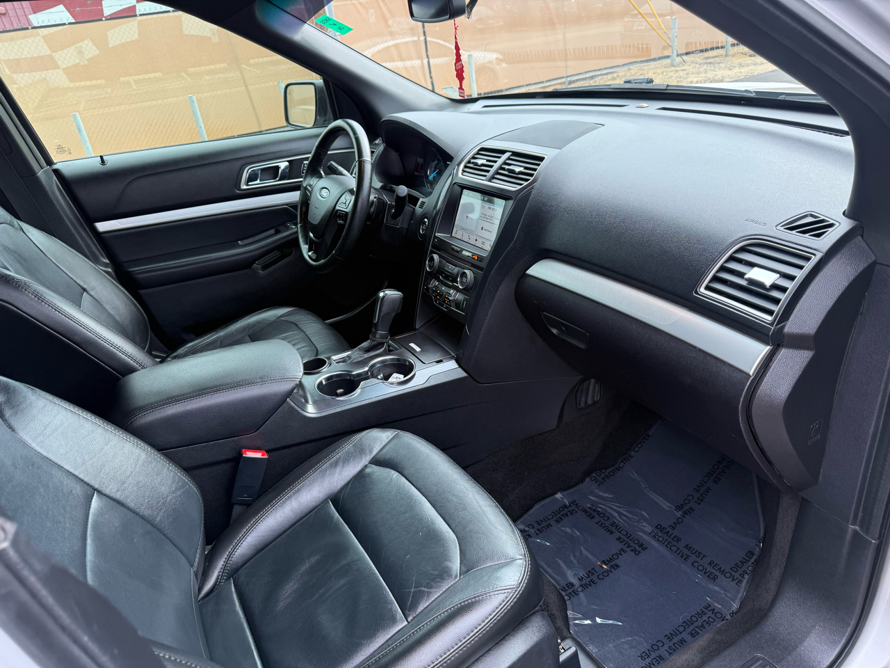 Ford Explorer 2WD 4dr V6 XLT 2017