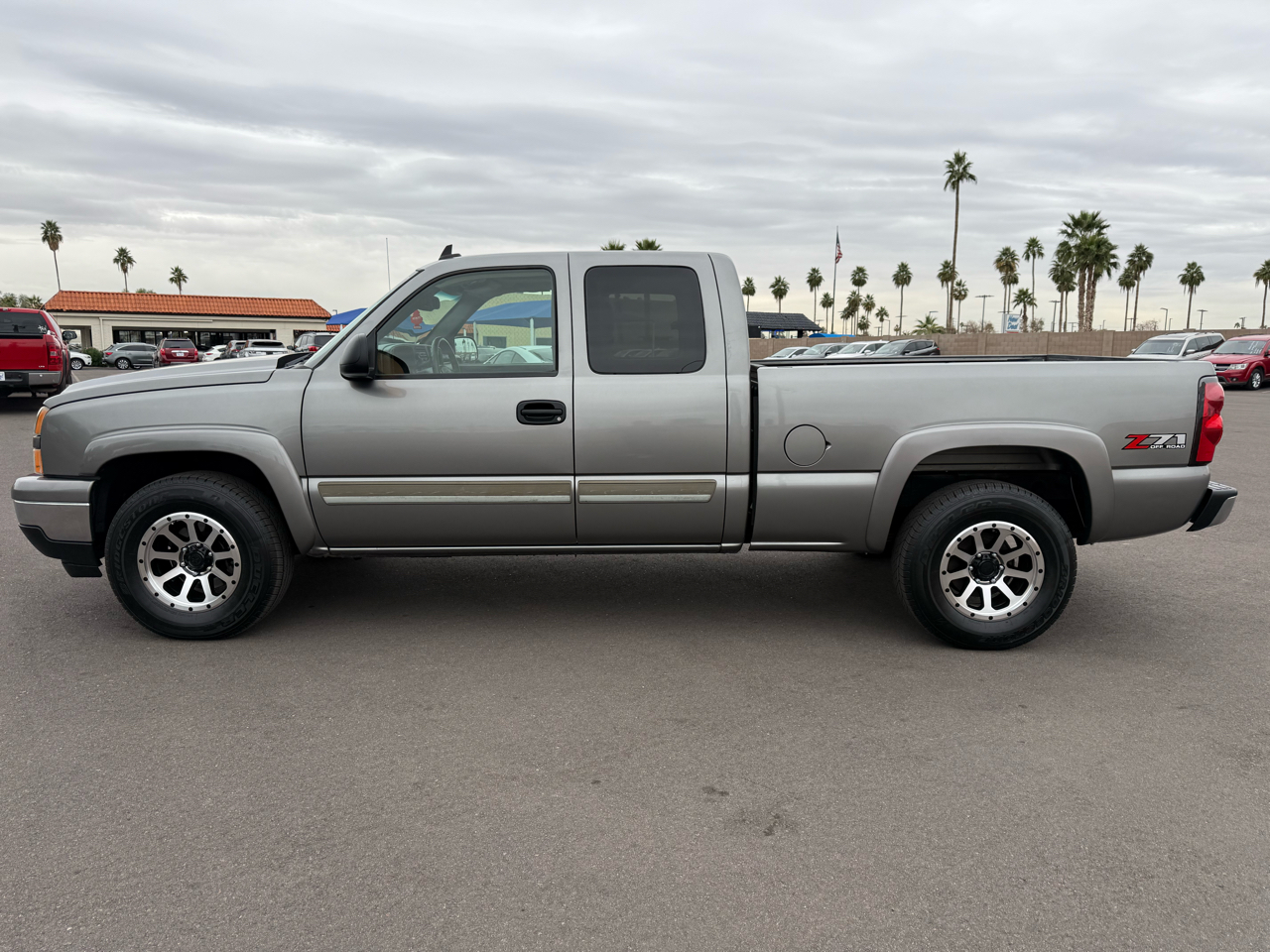 Chevrolet Silverado 1500 Ext Cab 143.5" WB 4WD Z71 2006