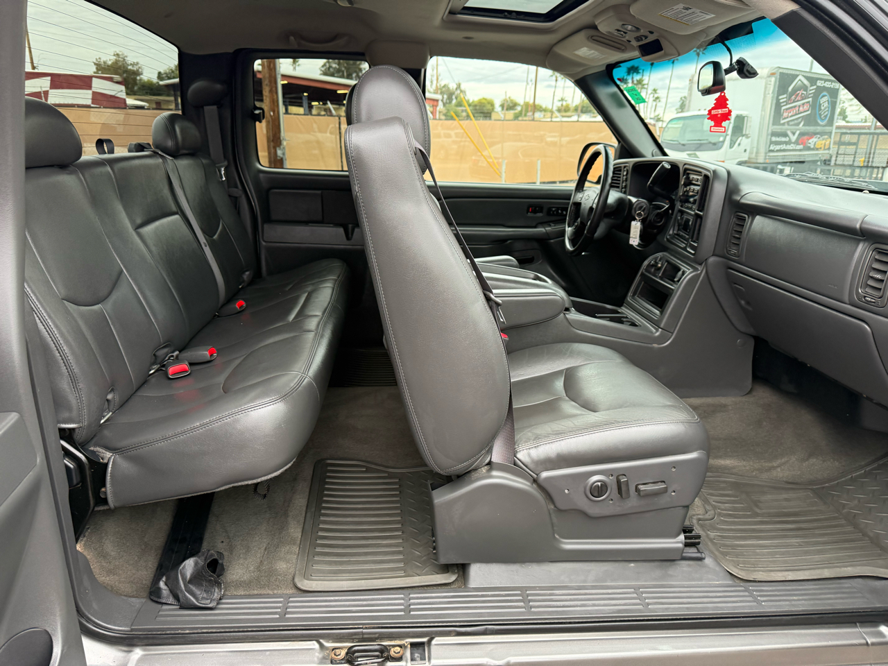 Chevrolet Silverado 1500 Ext Cab 143.5" WB 4WD Z71 2006