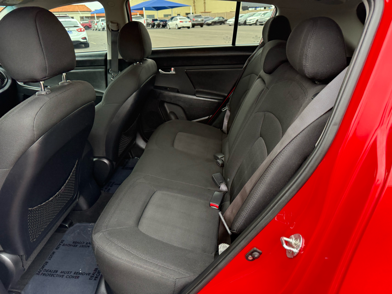 Kia Sportage LX AWD 2011