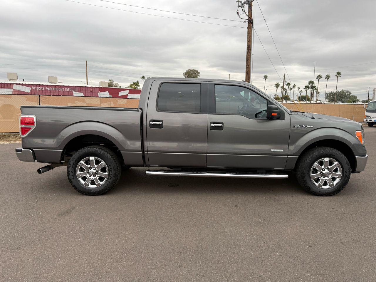 Ford F-150 2WD SuperCrew 139" XLT 2013