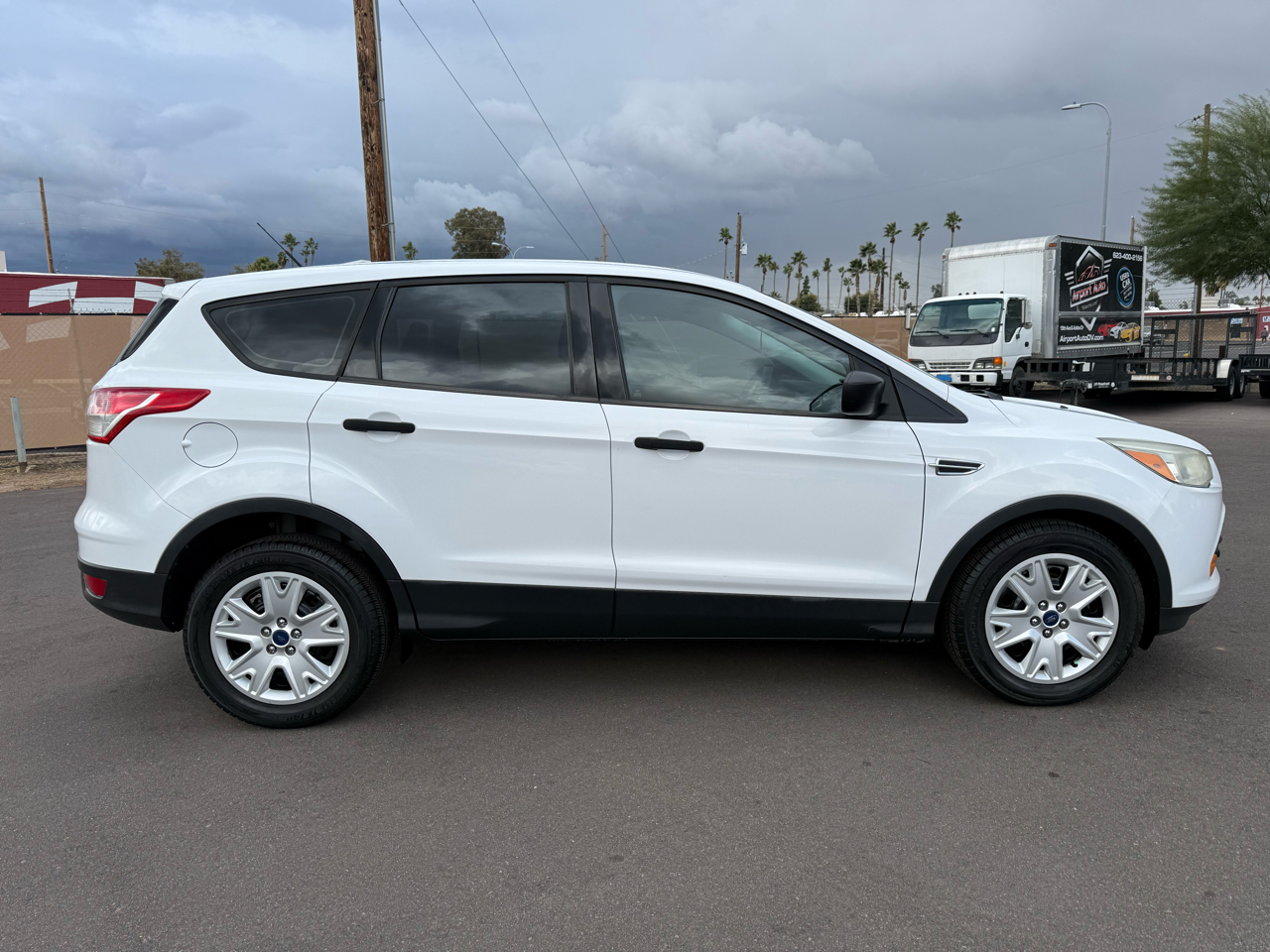 Ford Escape S FWD 2014