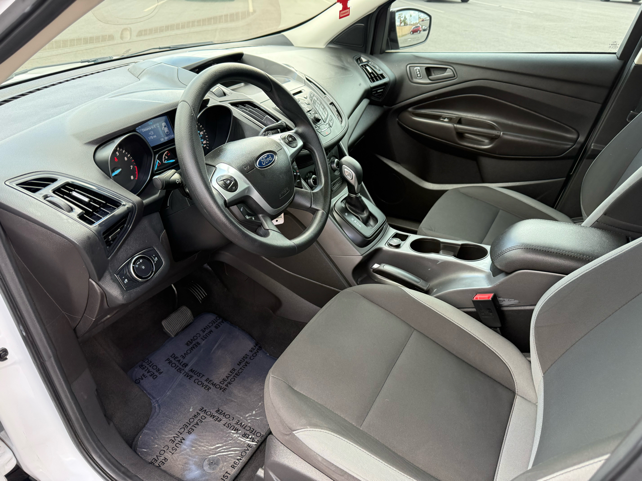 Ford Escape S FWD 2014