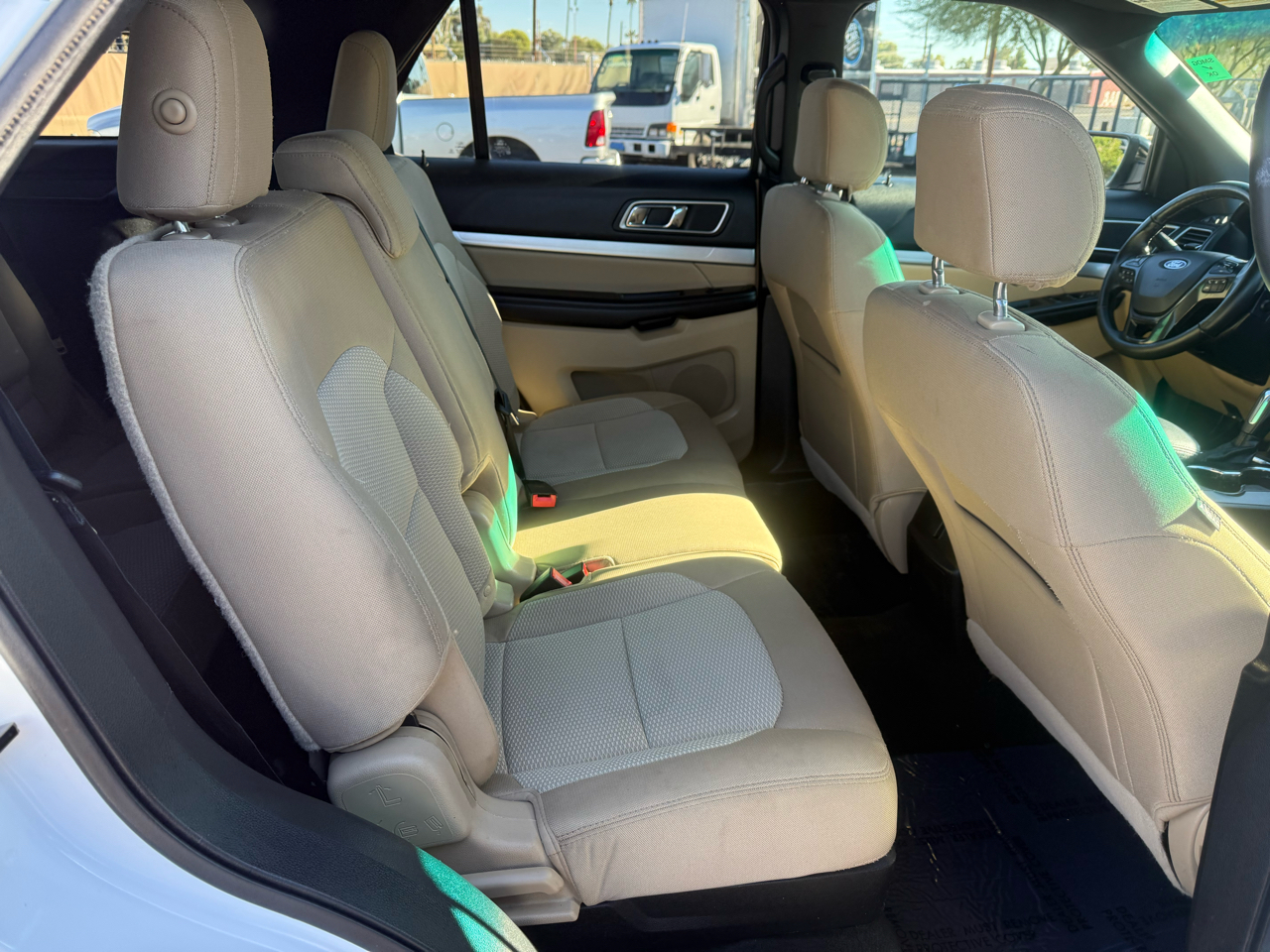 Ford Explorer 4WD 4dr V6 XLT 2016