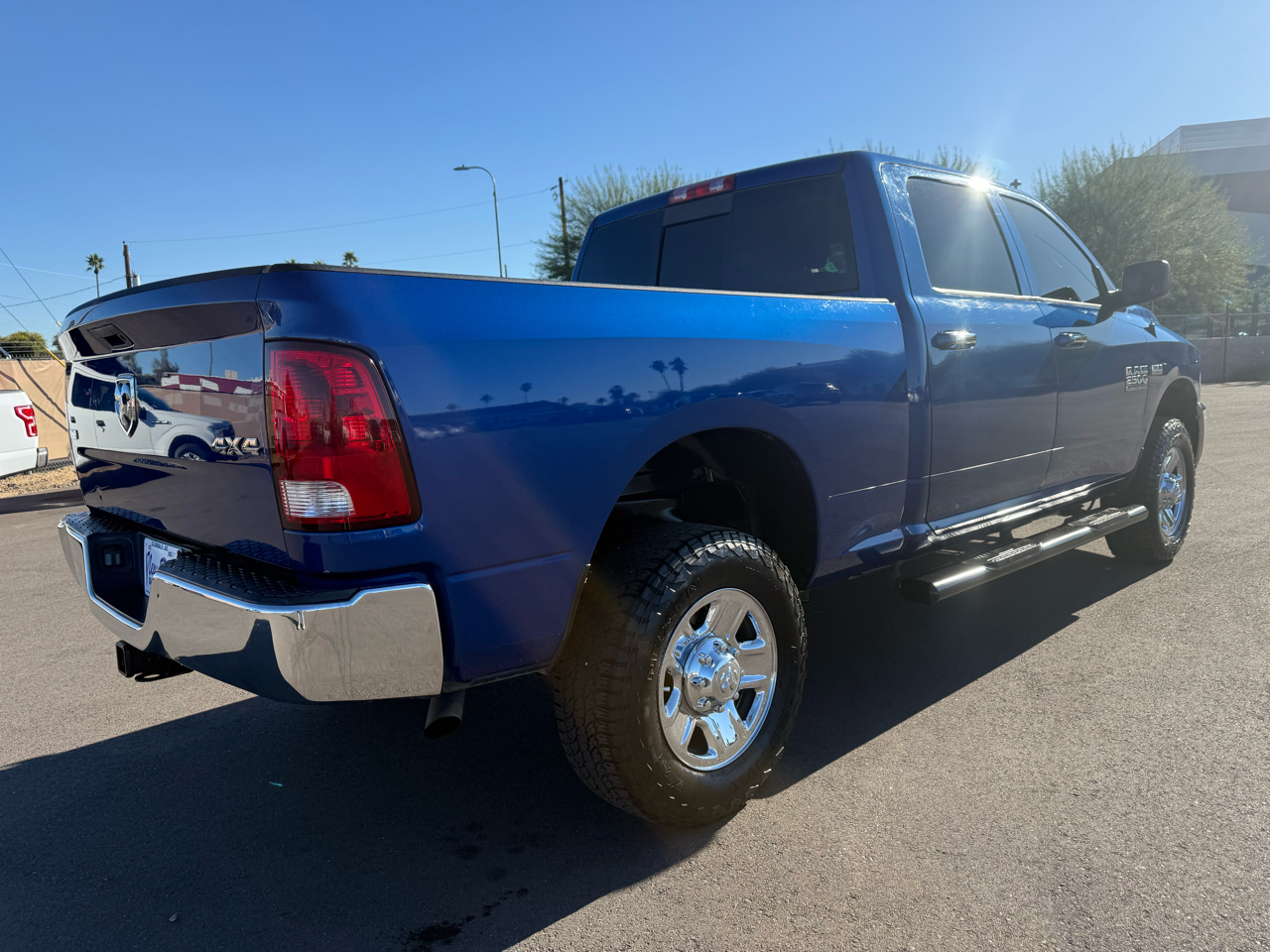 RAM 2500 SLT Crew Cab SWB 4WD 2017