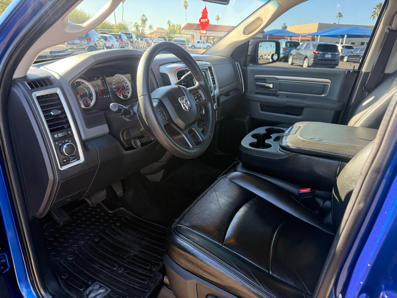 RAM 2500 SLT Crew Cab SWB 4WD 2017