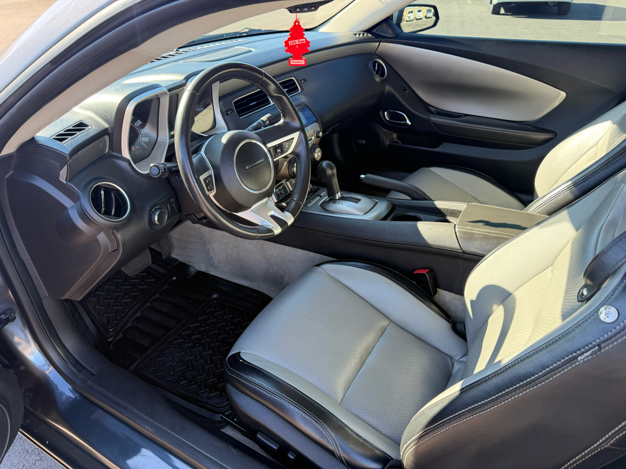 Chevrolet Camaro 2LT Coupe 2011